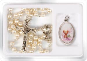 Communion Pearl Rosary & Pearl Medal